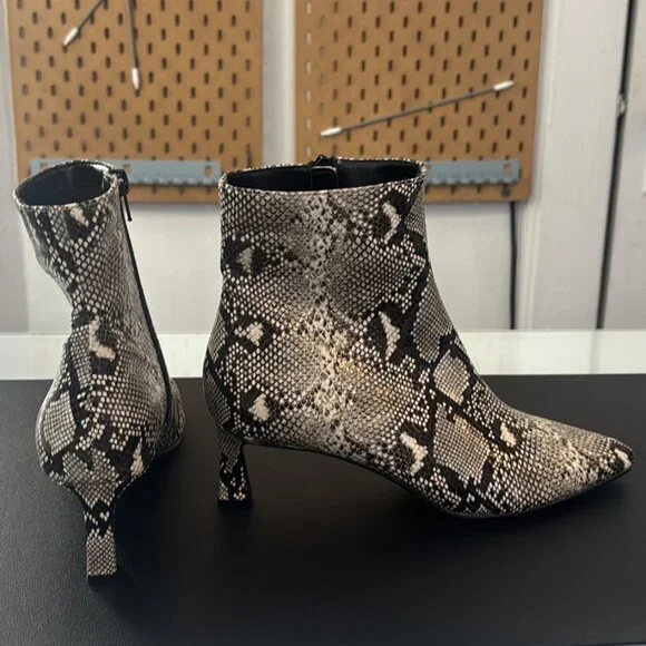 Steve Madden Women Kapital Snakeskin Print Kitten Heel Boots,Sz 8 (M),Disclaimer - Picture 7 of 15